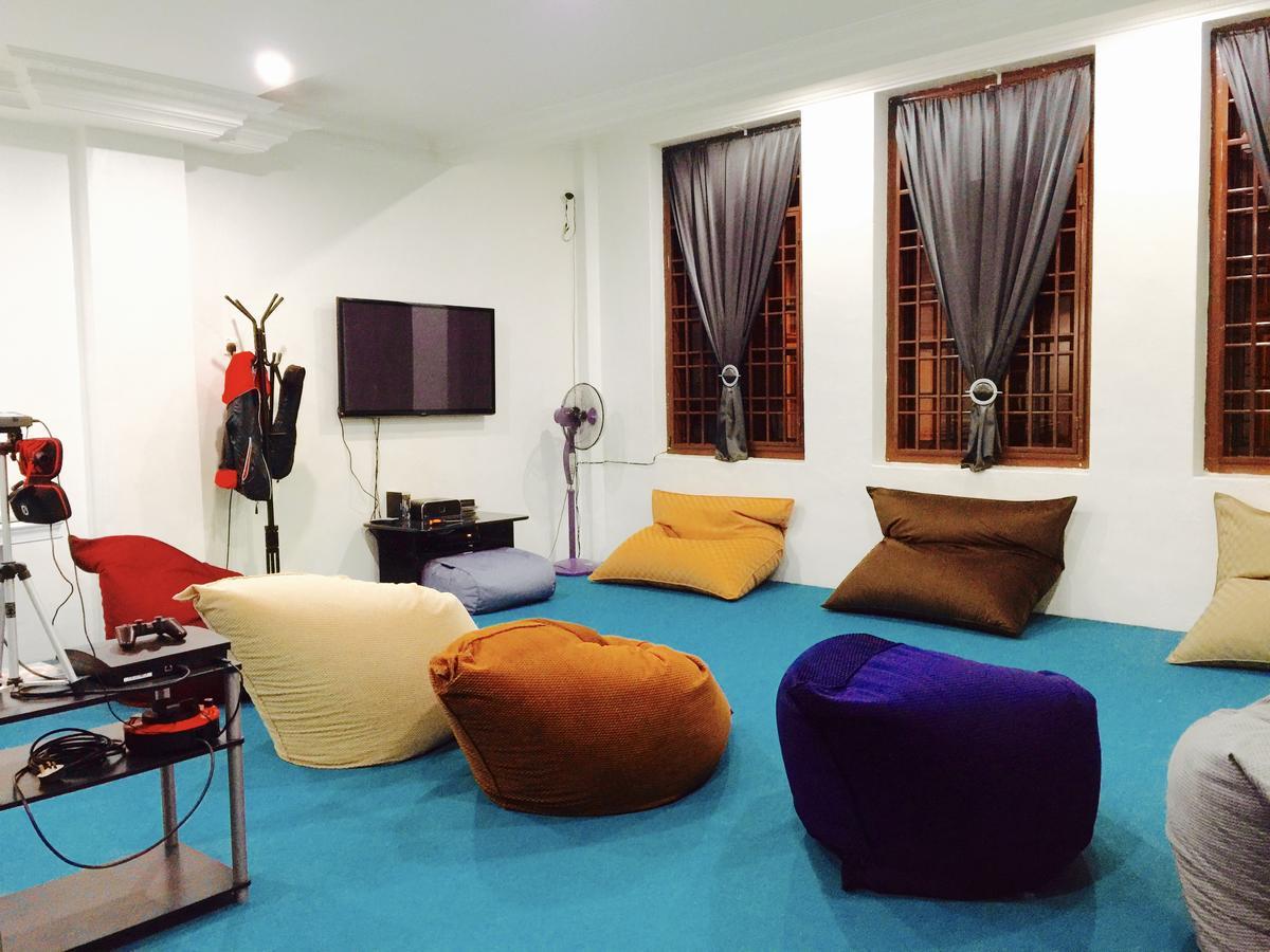 Edm Space Ipoh Esterno foto
